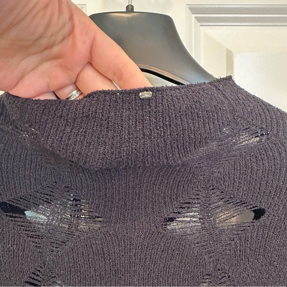 Sportmax Max Mara Mock Neck Sweater Top Size: Medium US4/6 Spring/Summer/Fall - Picture 12 of 12